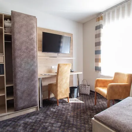 Landgasthof & Hotel Zur Rose Berg Ehingen  Extérieur photo
