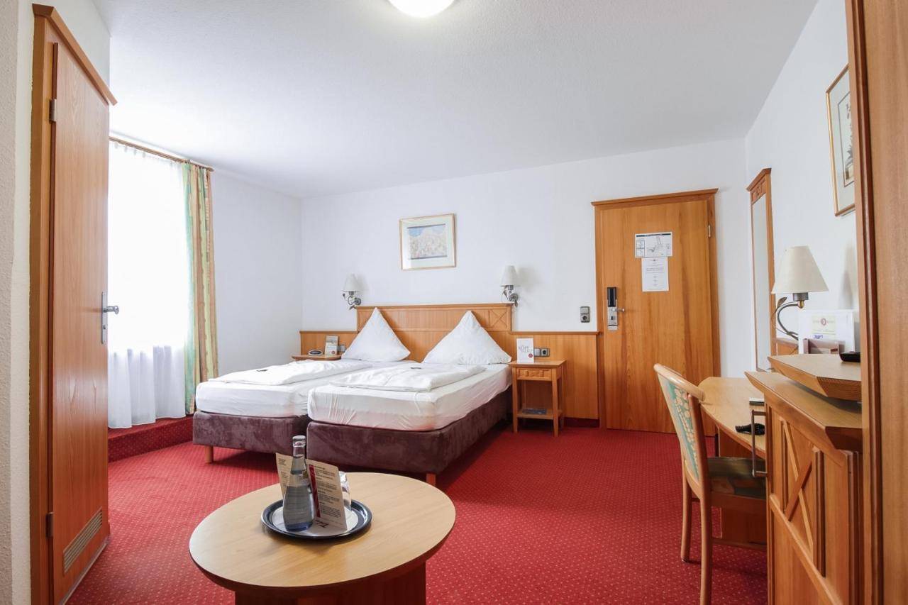 Landgasthof & Zur Rose Berg Hotel