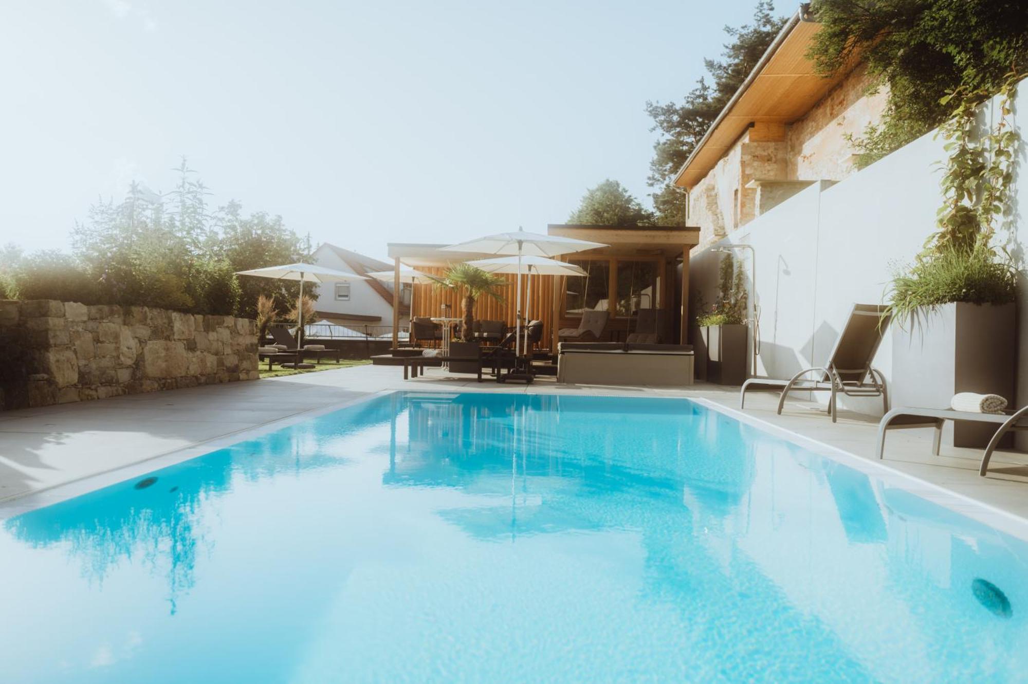 Landgasthof & Zur Rose Berg Hotel