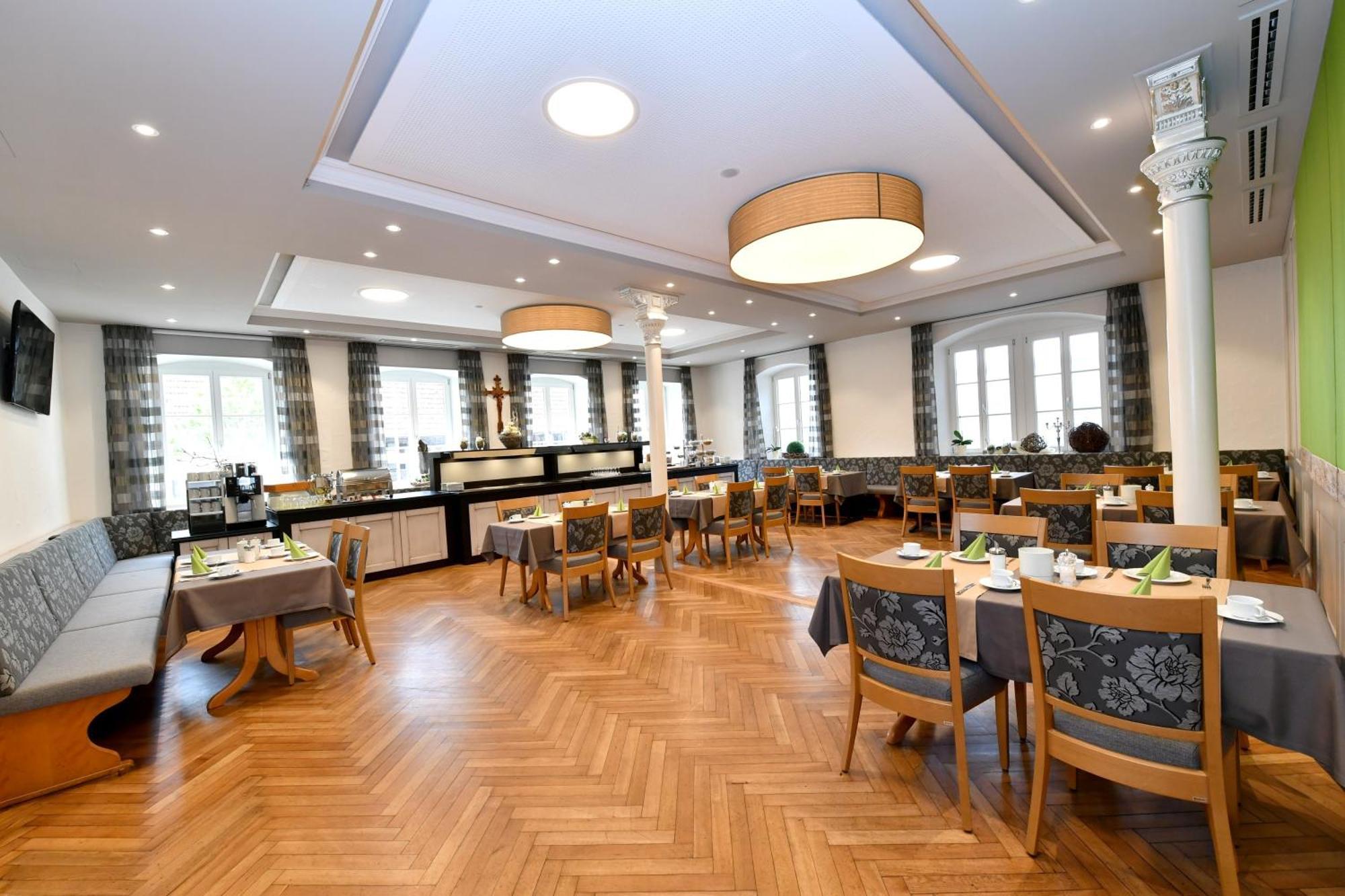 Hotel Landgasthof & Zur Rose Berg