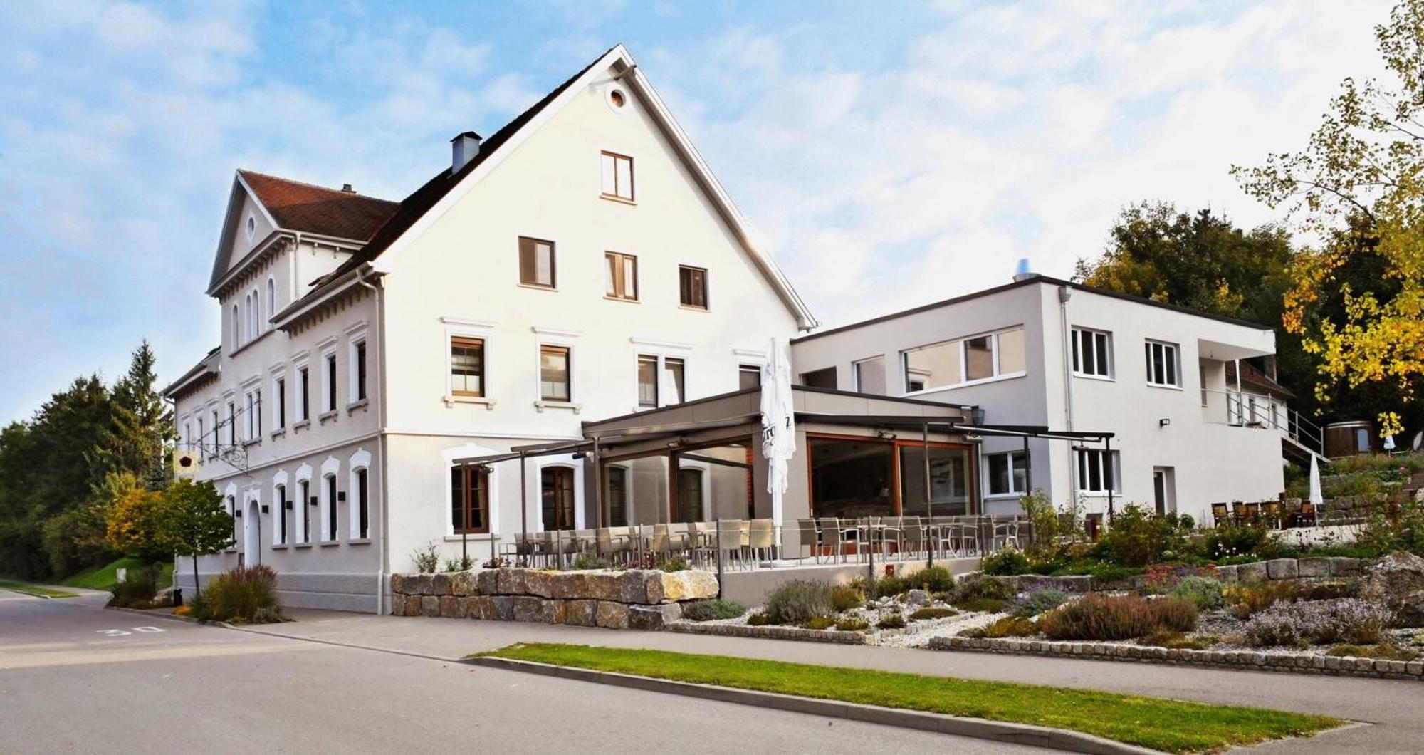Landgasthof & Zur Rose Berg 3*